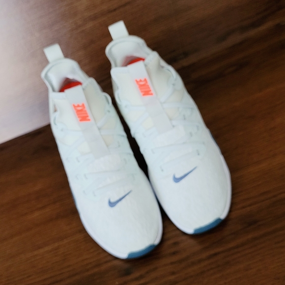 w nike foundation elite tr